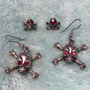 Skull earrings